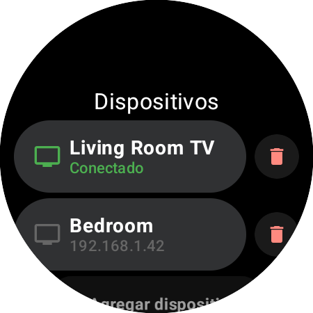 Lista de Dispositivos de Roku Remote en un reloj Wear OS: Living Room TV conectado en verde, un Roku Bedroom guardado por su dirección IP y la fila Agregar dispositivo